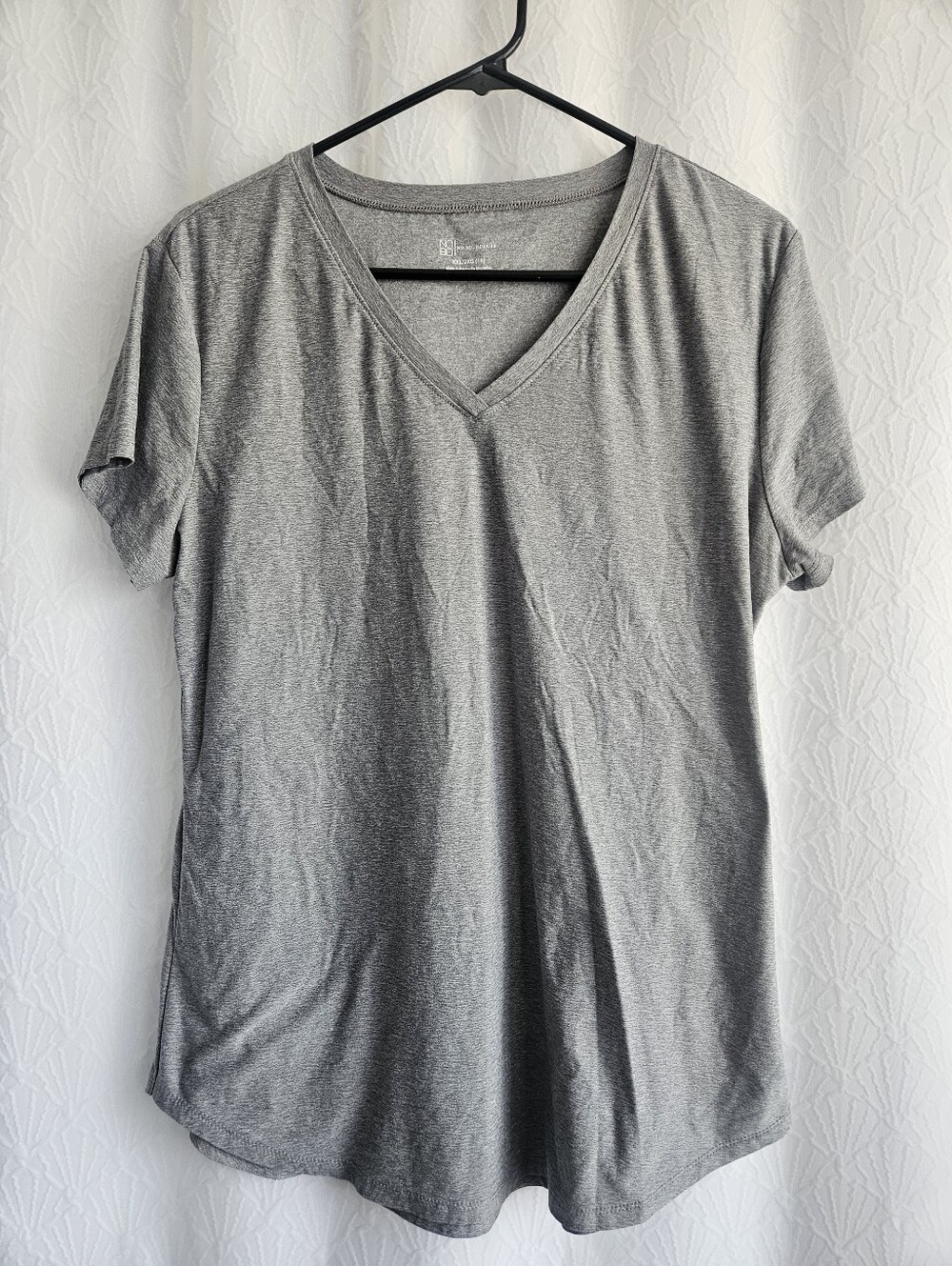 No Boundaries T Shirt XXL (19) V-Neck Short Sleeve Tee Gray